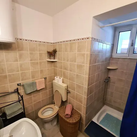 Zaglav 8170b Apartment