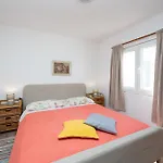 Zaglav 8170b Apartament *